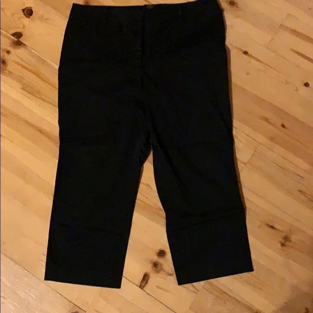Ann Taylor Black Capris